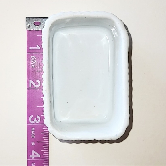 FLORAL CERAMIC TRINKET BOX or JEWELRY BOX - VINTAGE - Picture 8 of 12